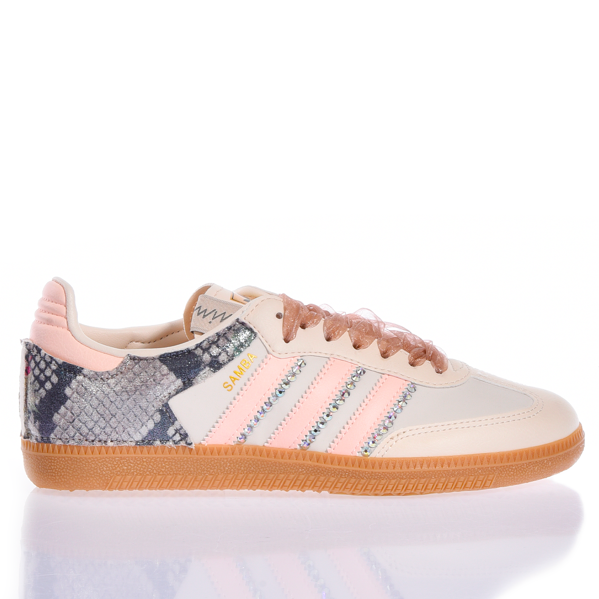 Custom Pink Adidas: customize your shoe!