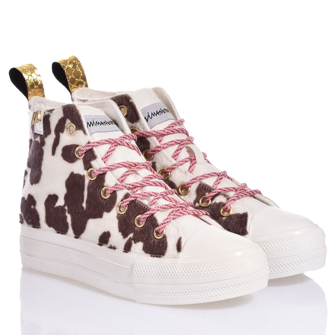 Mimanera Airlines Platform Cow