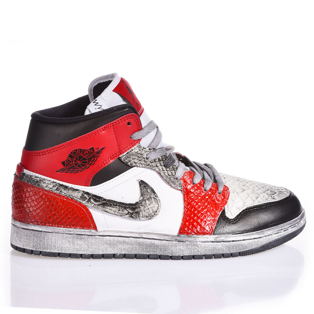 Nike Air Jordan 1 Samurai