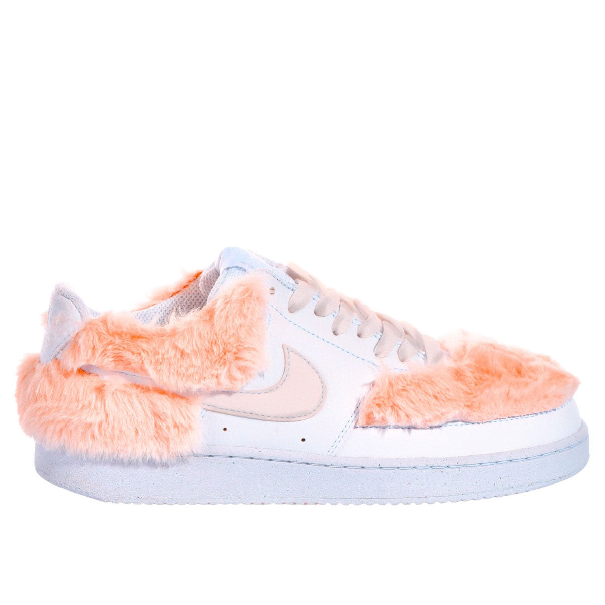 Nike Mistery Labubu: Customize Your Shoes
